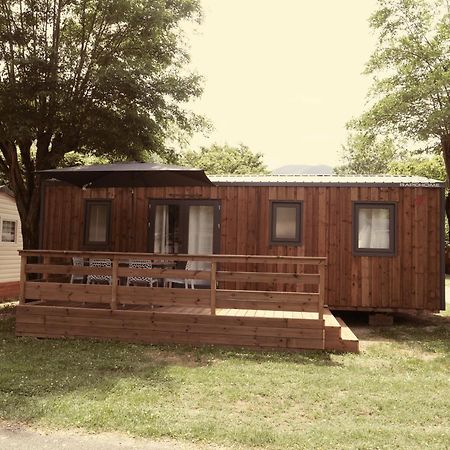 Camping Pays De Beille Les Cabannes  Exteriér fotografie